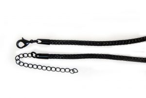 Knitted chain necklace black plate 3mm