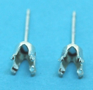 Claw Stud Earring Sterling Silver 5mm